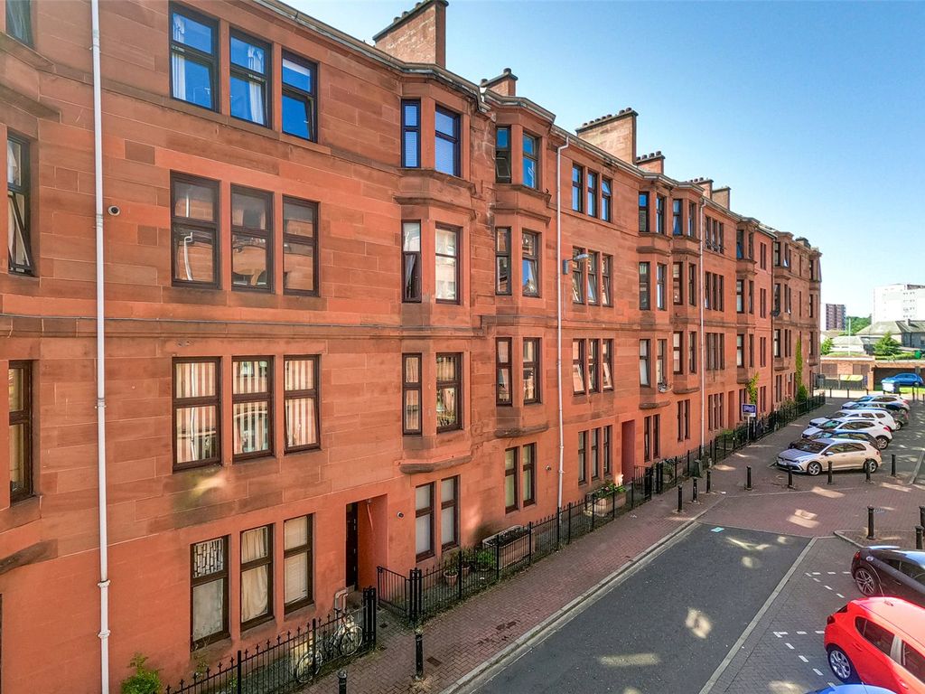 2 bed flat for sale in Amisfield Street, North Kelvinside, Glasgow G20