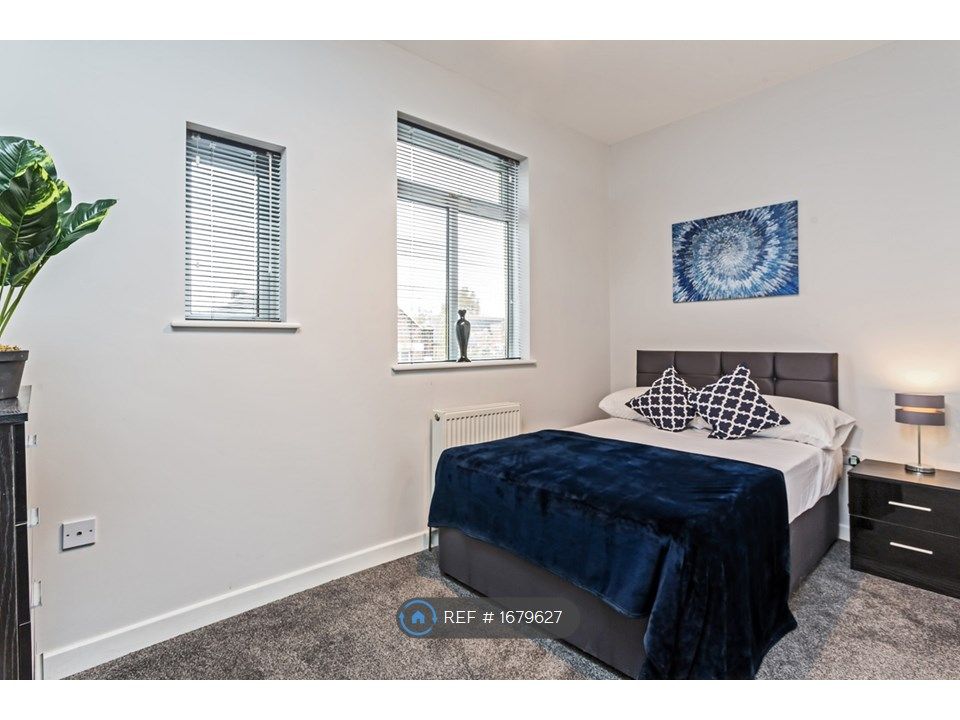 Room to rent in Greasbrough Road, Parkgate, Rotherham S62 Zoopla