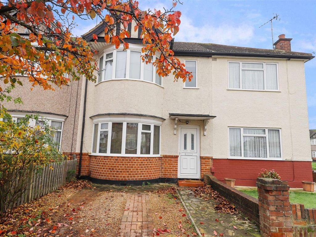 3 bed terraced house for sale in Hatherleigh Road, Ruislip Manor