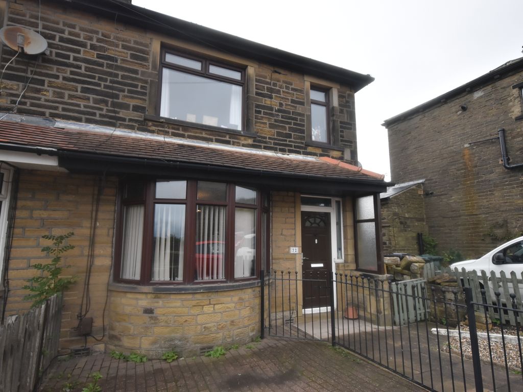 3 bed semidetached house for sale in Ford Hill, Queensbury, Bradford
