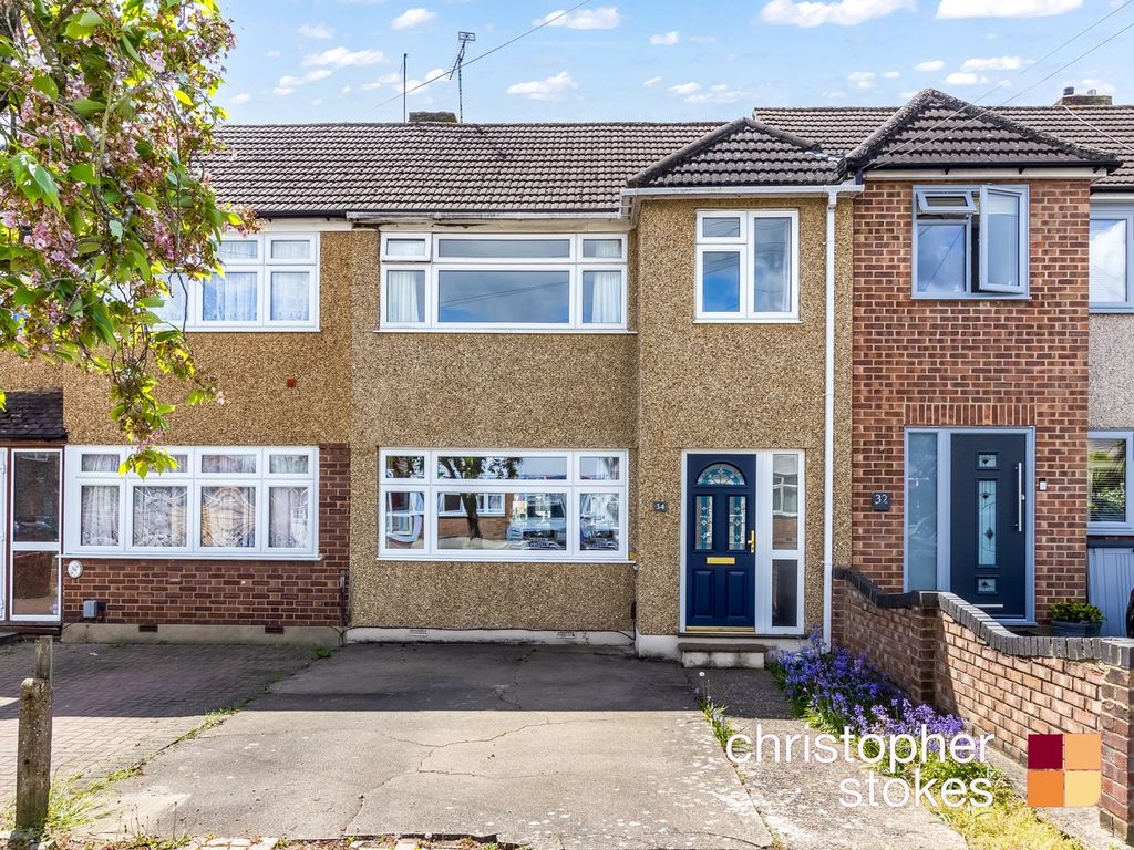 3 bed terraced house for sale in Moreton Close, Cheshunt, Waltham Cross