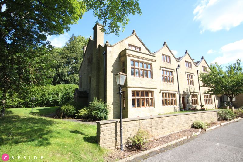 2 bed flat for sale in The Old Manor, Bentmeadows, Falinge, Rochdale