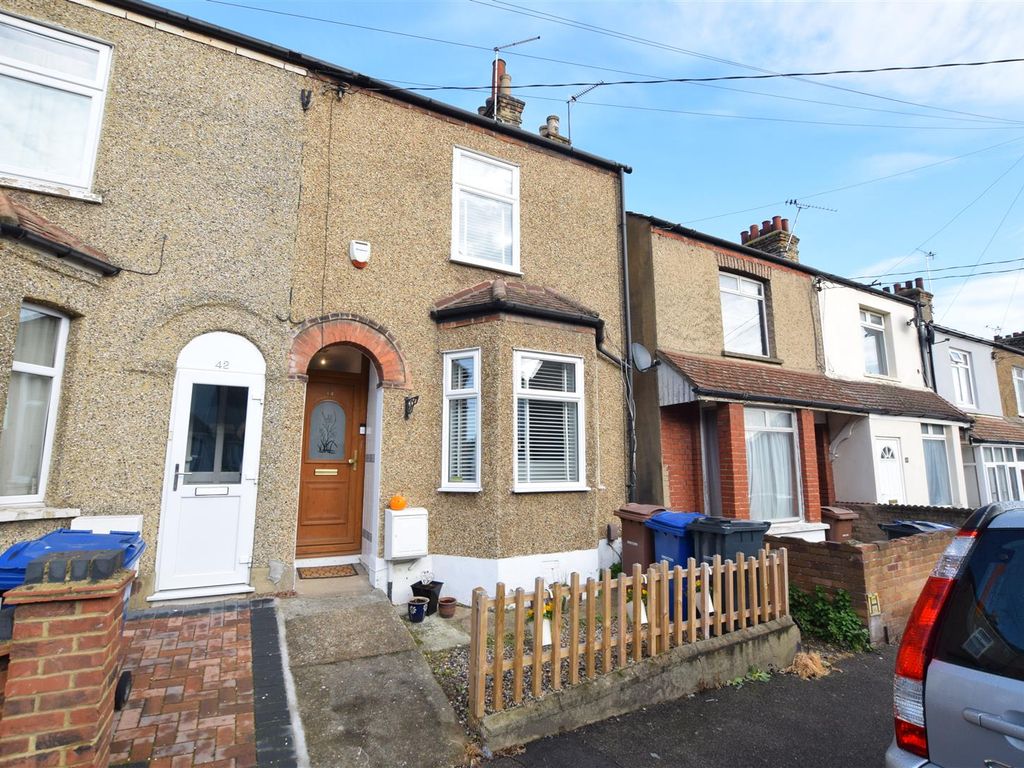 3 bed end terrace house for sale in Rosedale Road, Grays RM17 Zoopla