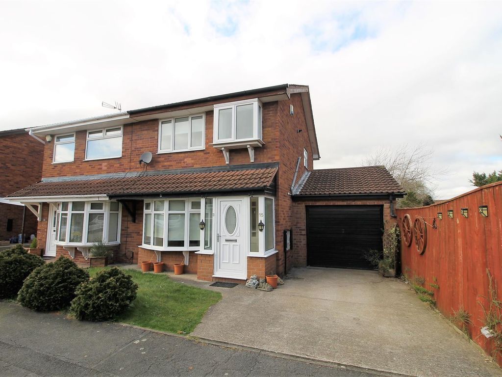 3 bed semidetached house to rent in Badger Lane, Ingleby Barwick