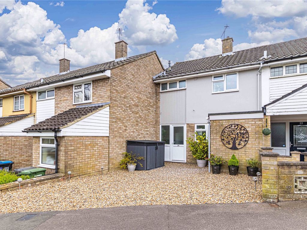 3 bed terraced house for sale in Pescot Hill, Gadebridge, Hemel