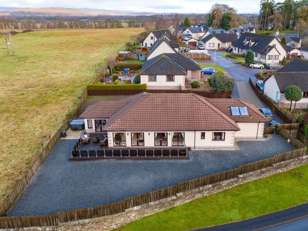 3 bed bungalow for sale in Druids Park, Murthly, Perth PH1, £475,000