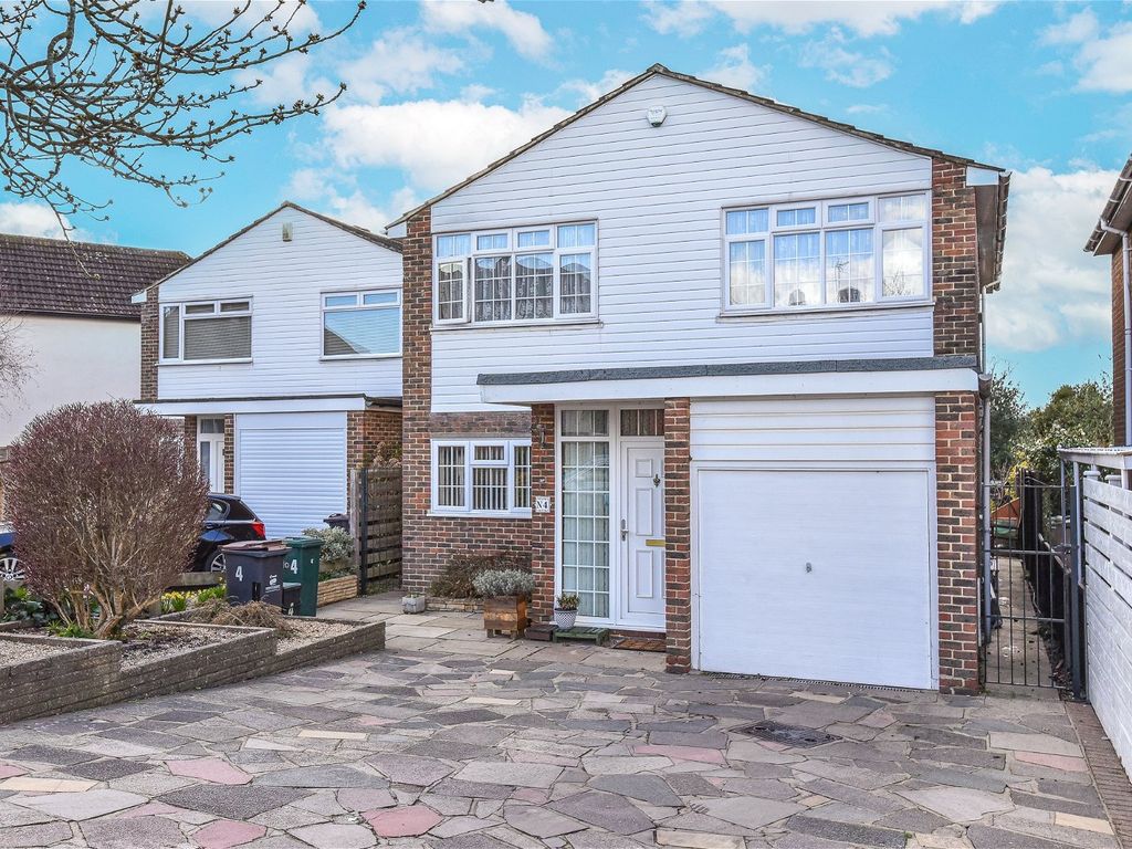 4 bed detached house for sale in Crofton Avenue, Orpington BR6 Zoopla