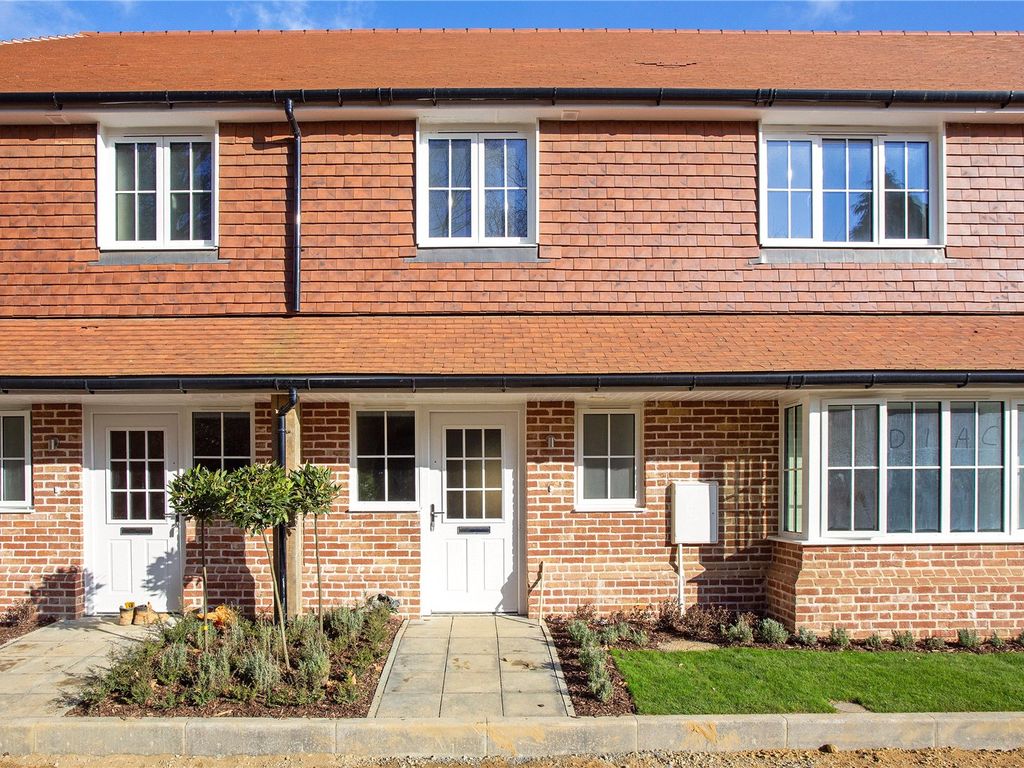 New home, 3 bed terraced house for sale in Stone Street, Sevenoaks TN15