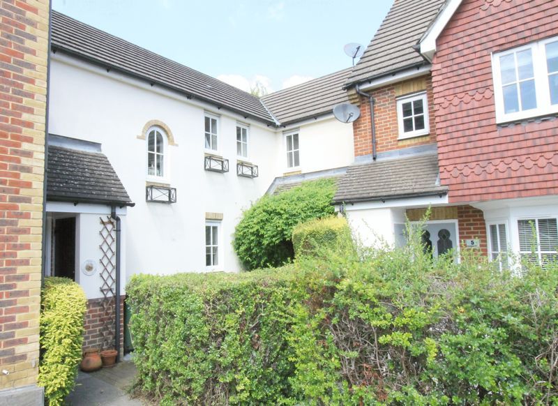 2 bed terraced house for sale in Cormorant Place, Sutton SM1, £480,000