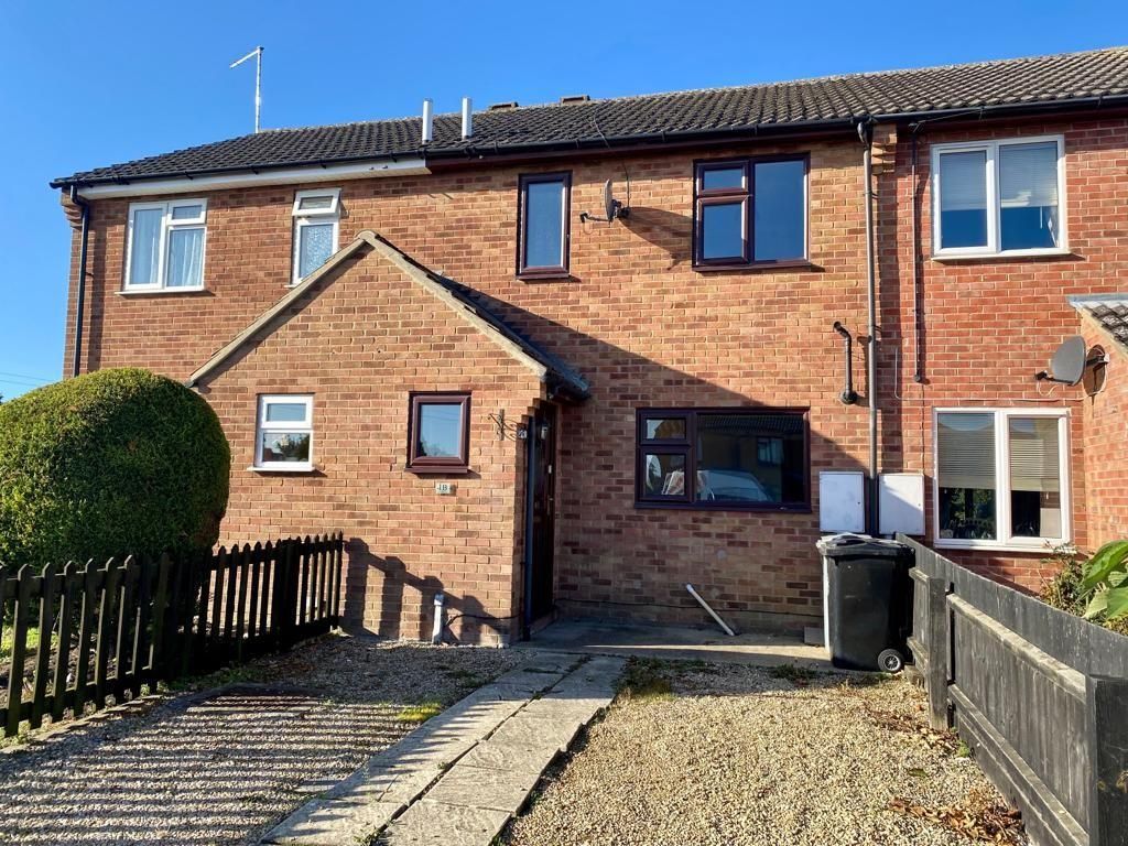 3 bed terraced house to rent in Lancaster Way, Market Deeping