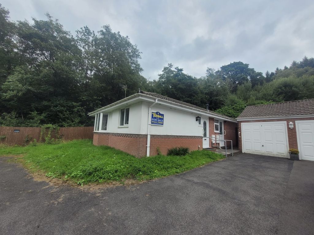 3 bed detached bungalow for sale in 18 Tan Y Fron, Cwmparc, Treorchy