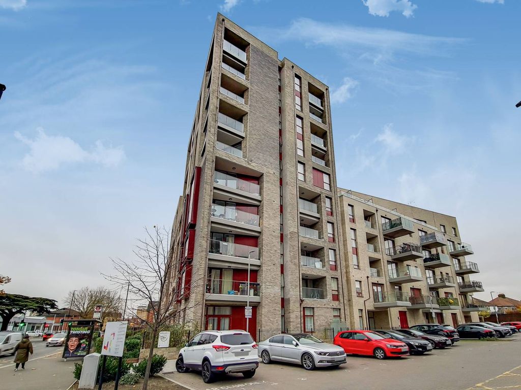 London Road Hounslow Isleworth TW7  