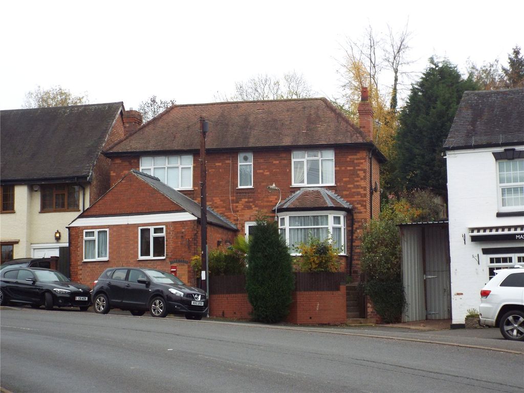 5 bed detached house for sale in Coleshill Road, Furnace End