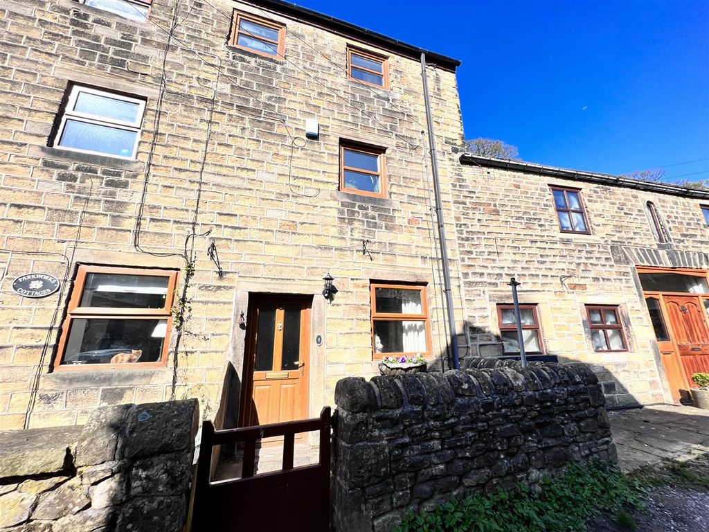 3 bed property to rent in Clough Lane, Oakworth, Keighley BD22, £825