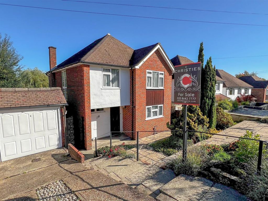 4 bed detached house for sale in Ewhurst Close, Cheam, Sutton SM2 Zoopla