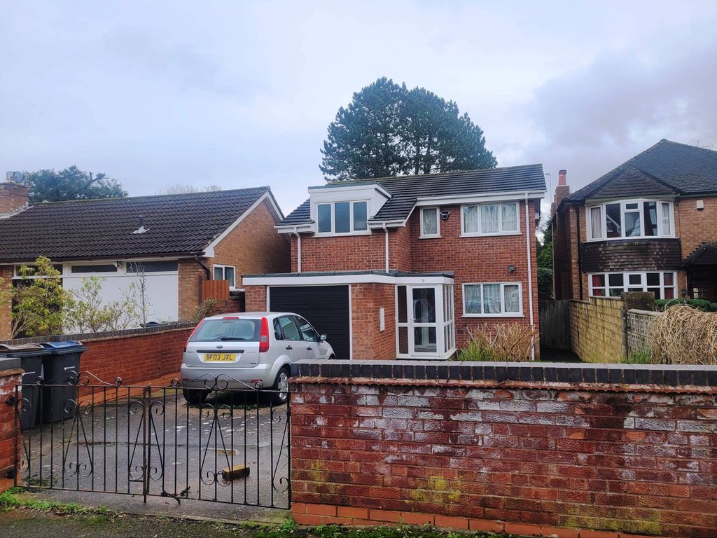 3 bed detached house for sale in Grove Avenue, Moseley B13 Zoopla