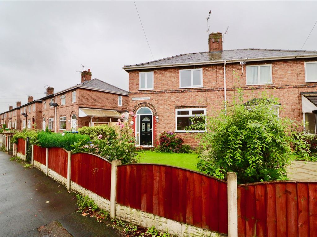 3 Bed Semi Detached House To Rent In Westbrook Avenue Latchford