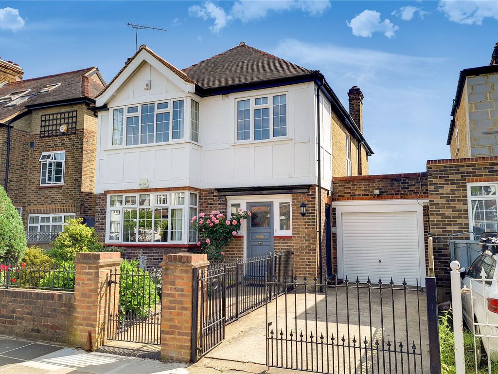 2 bed to rent in Ferry Road, Barnes SW13, £2,000 pcm Zoopla