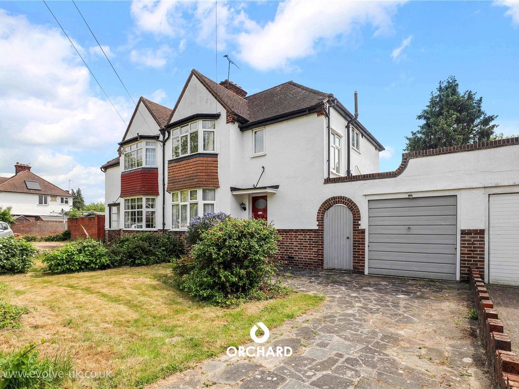 3 bed semidetached house to rent in The Grove, Ickenham UB10 Zoopla