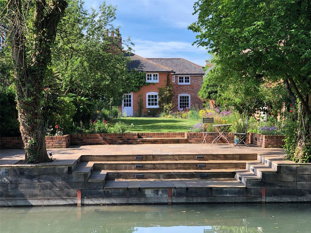 4 bed detached house for sale in Colt Hill, Odiham, Hampshire RG29 Zoopla