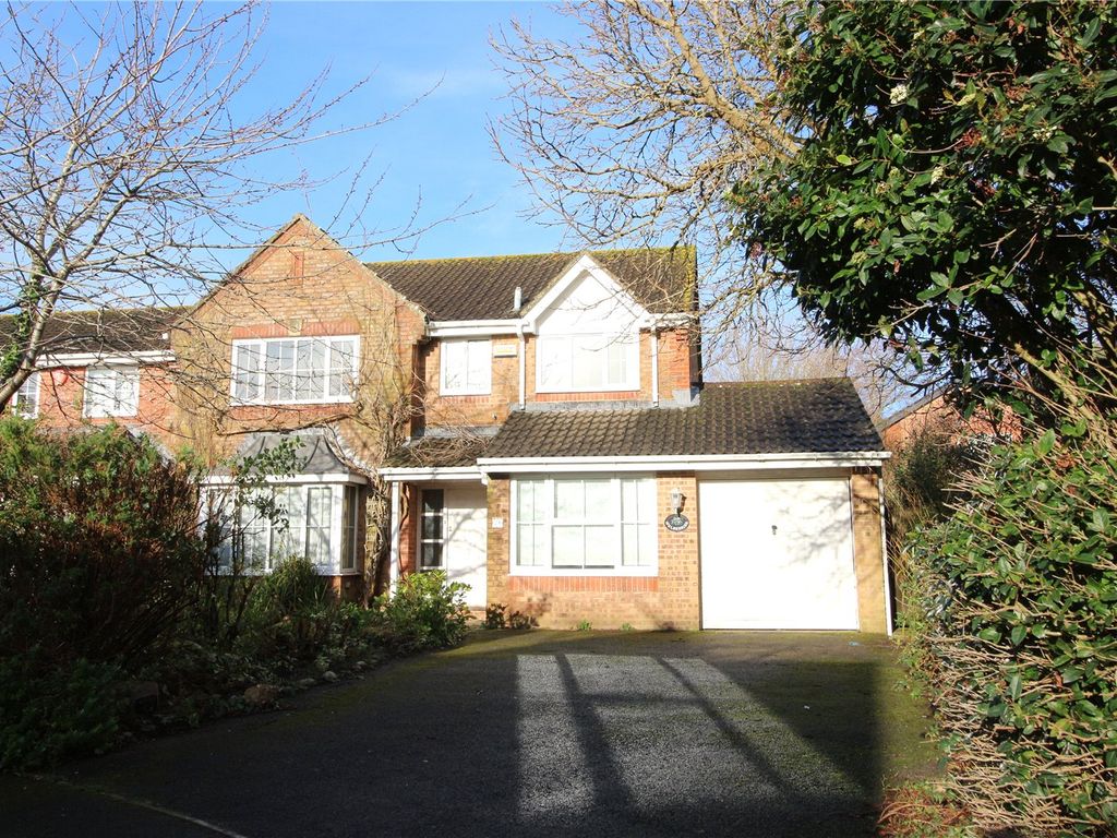 5 bed detached house for sale in Forest Gate Gardens, Lymington