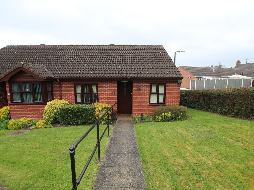 2 bed semidetached bungalow for sale in Holly Green, Stapenhill