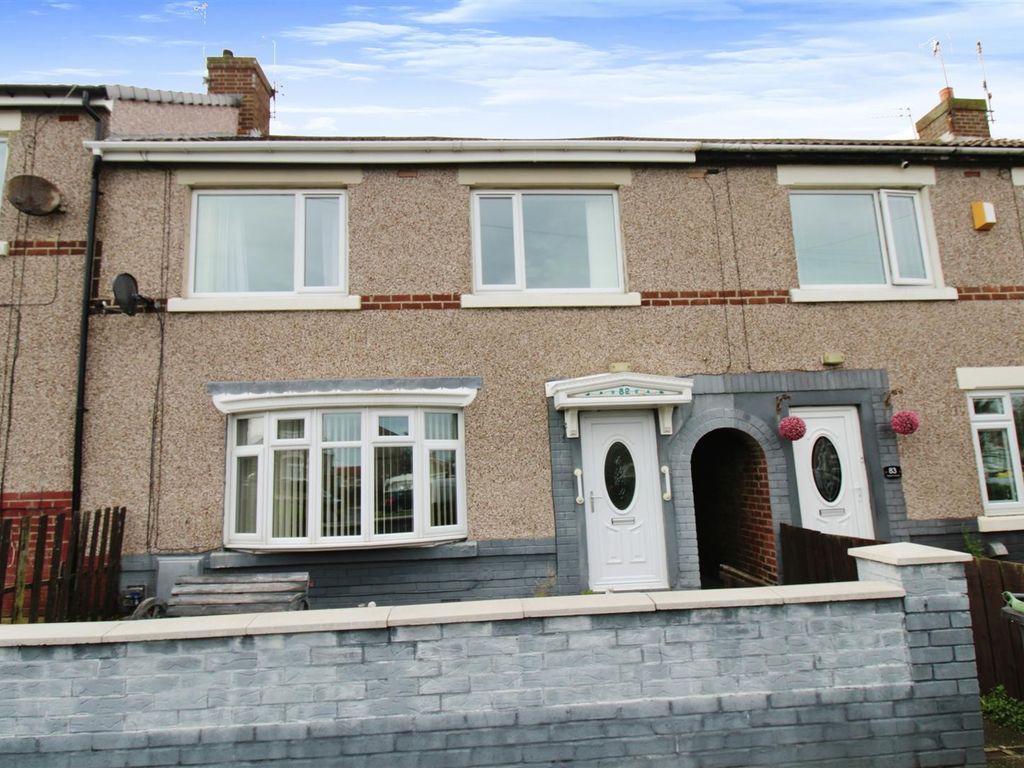 4 bed property to rent in Parkside Crescent, Seaham SR7, £725 pcm Zoopla