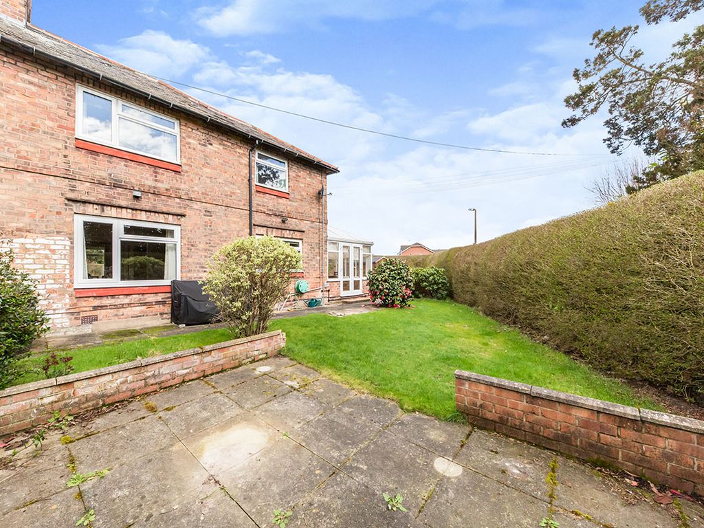 3 bed semidetached house for sale in Manora Road, Northwich, Cheshire