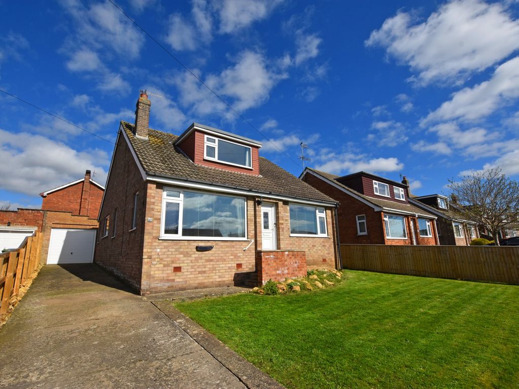 4 bed detached house for sale in Chantry Road, East Ayton, Scarborough
