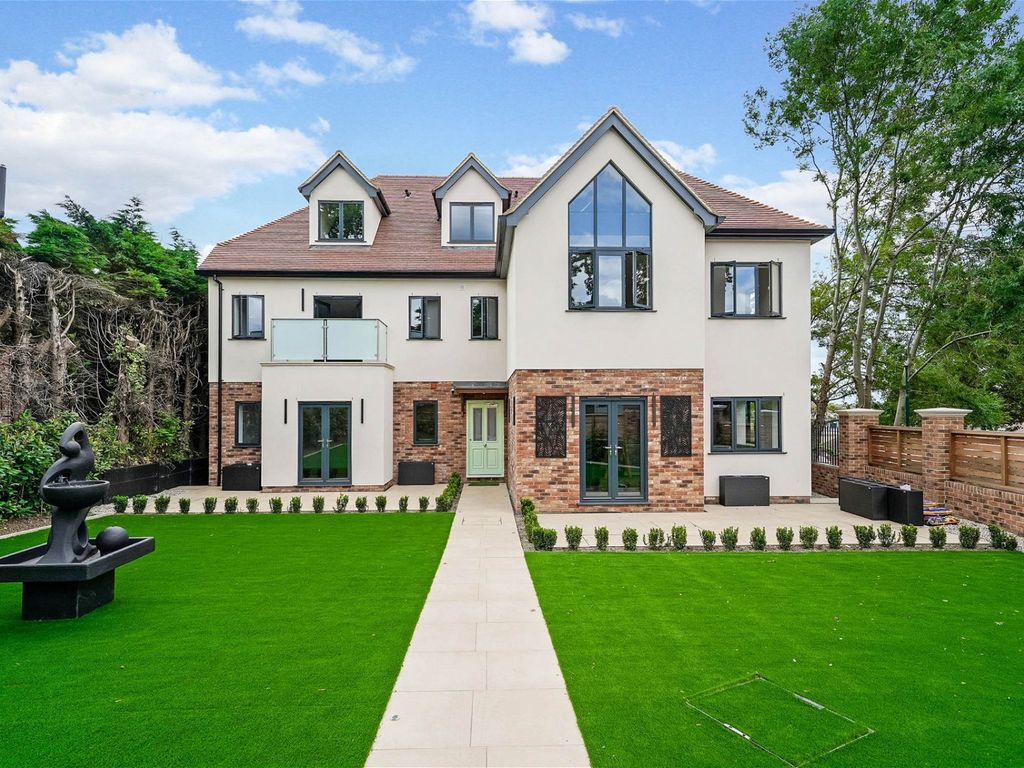 New home, 1 bed flat for sale in Magnolia Heights, Manor Road, Chigwell
