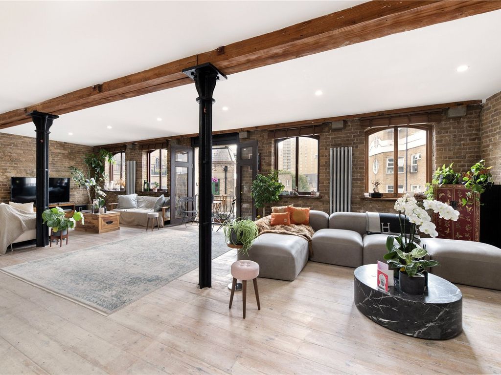 2 bed flat for sale in Limehouse Wharf, 148 Narrow Street, London E14