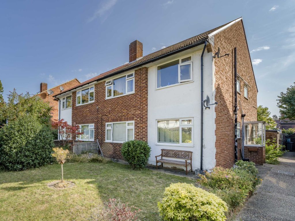 2 bed for sale in Wolsey Close, Hounslow TW3 Zoopla