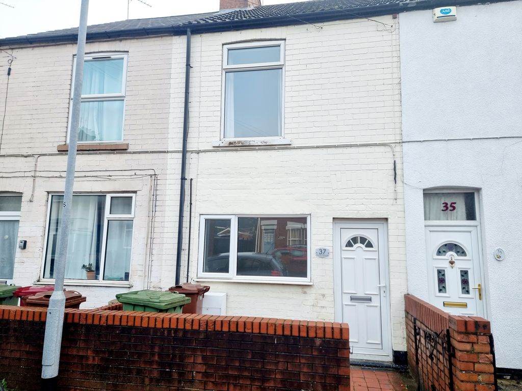 2 bed property to rent in North Parade, Scunthorpe DN16, £700 pcm Zoopla