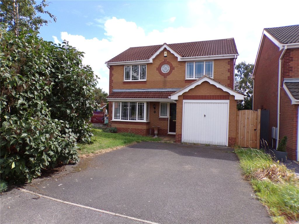 4 bed detached house for sale in Elmhurst Drive, Huthwaite, SuttonIn