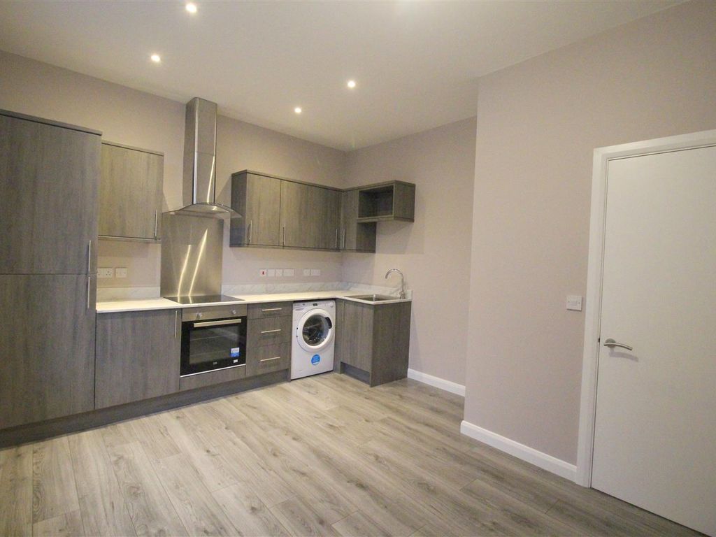 1 bed flat to rent in Northgate, Darlington DL1, £525 pcm Zoopla