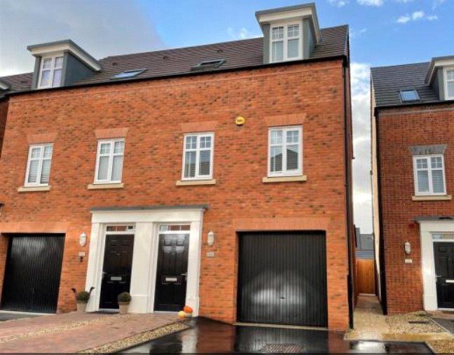 3 bed end terrace house for sale in Avondale Circle, Stafford ST18 Zoopla