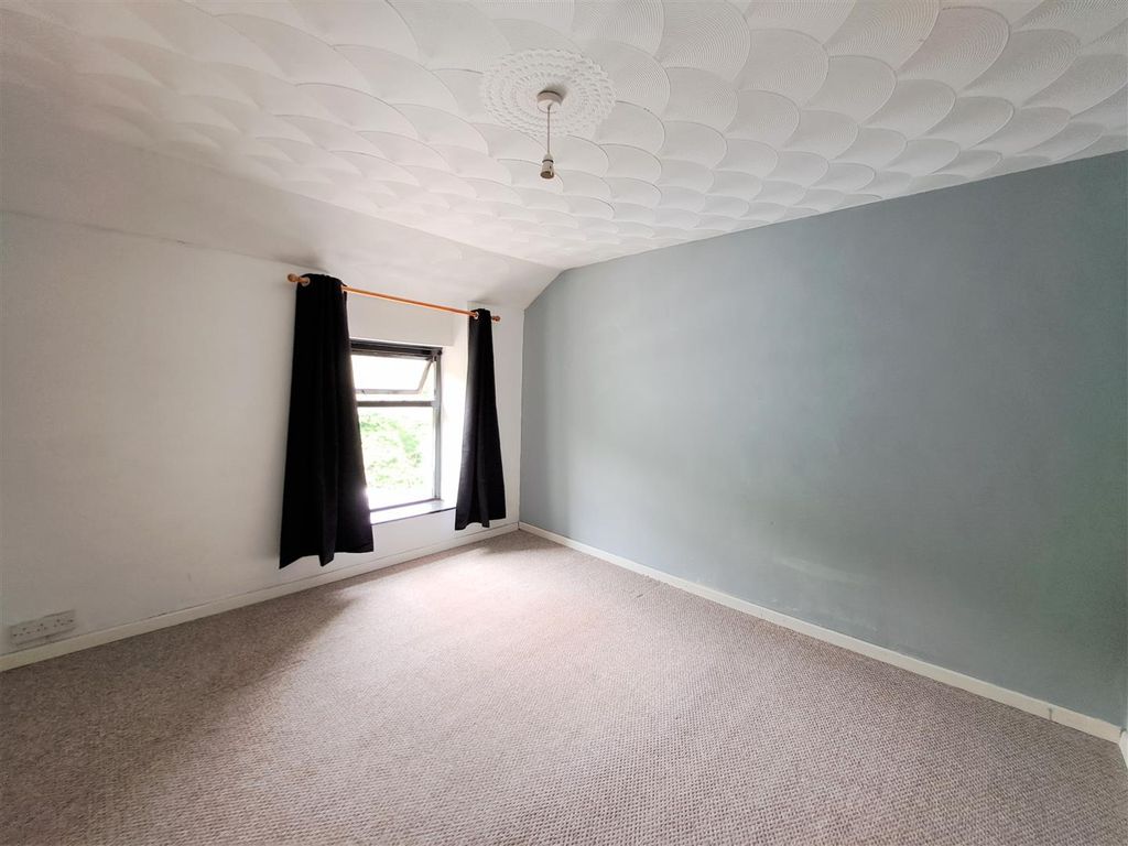 3 bed terraced house for sale in Mount Pleasant, Abercarn, Newport NP11