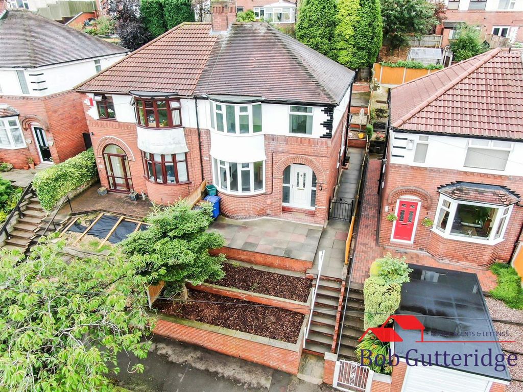 3 bed semidetached house for sale in St. Edmunds Avenue, Porthill