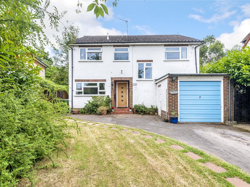4 bed detached house for sale in Woking, Surrey GU22 Zoopla