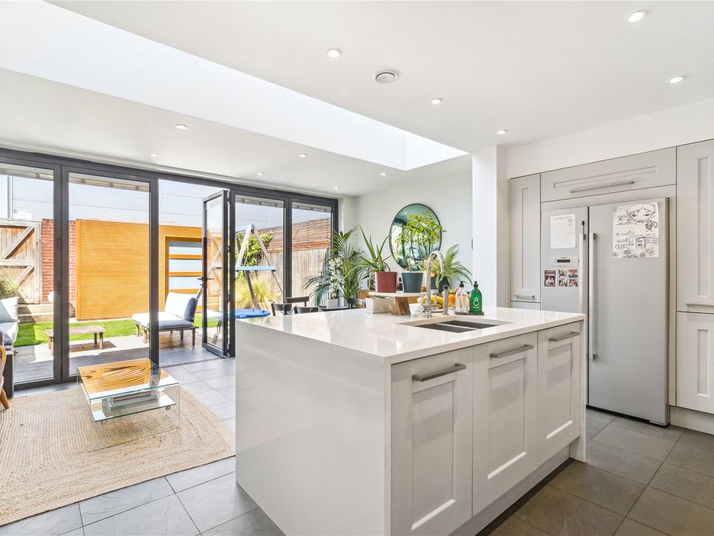 3 bed terraced house for sale in Gauden Road, London SW4 Zoopla