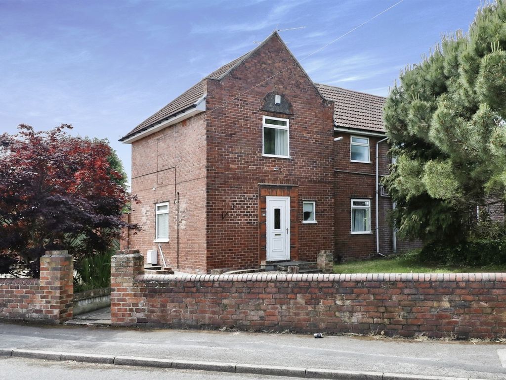 3 bed semidetached house for sale in Lidgett Lane, Dinnington
