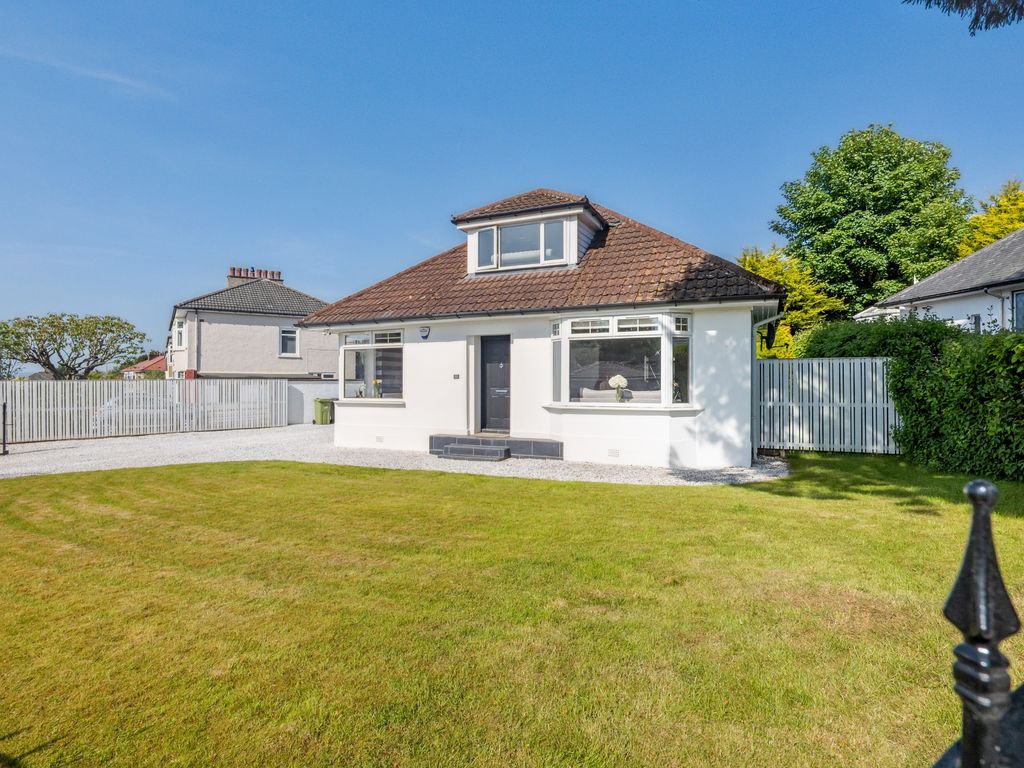 3 bed detached bungalow for sale in Sundale Avenue, Clarkston, East