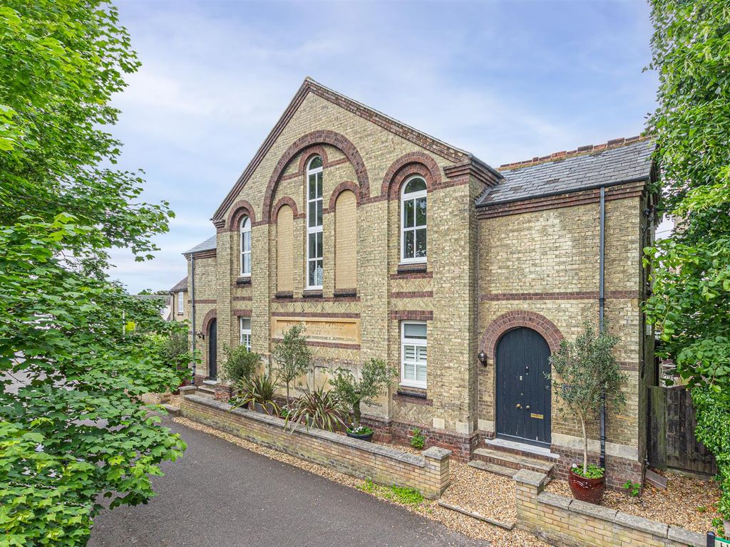 5 bed detached house for sale in Heath Green, Heath And Reach, Leighton