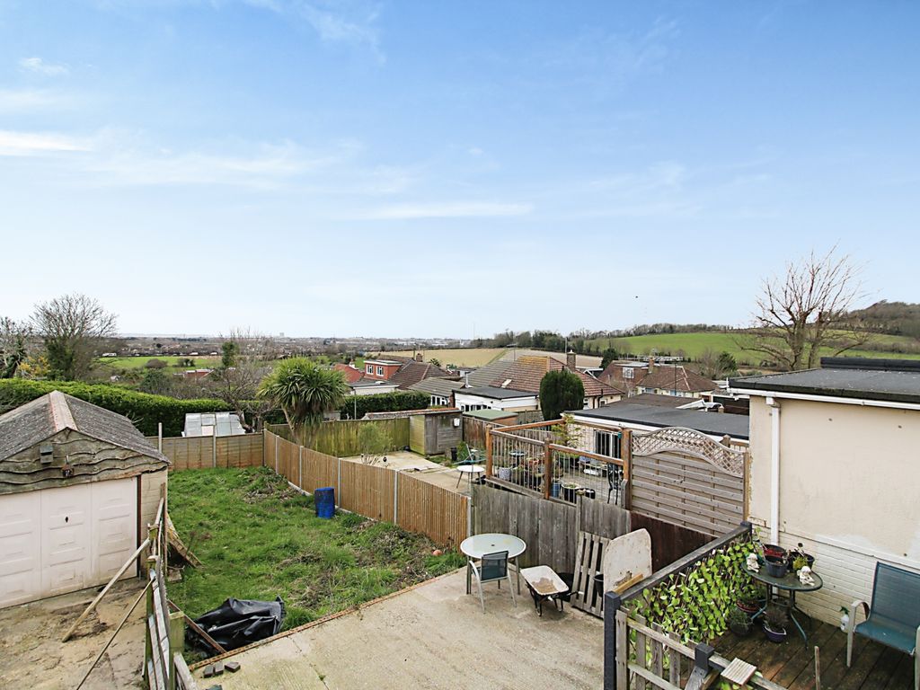 2 bed bungalow for sale in Howard Road, Lancing BN15 Zoopla