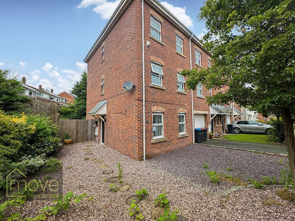 4 bed detached house to rent in Bridgewater Close, Frodsham, Cheshire