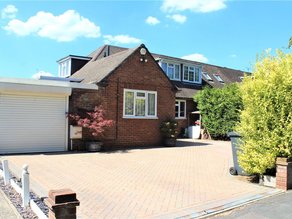 4 bed semidetached house for sale in Vale Road, Ash Vale, Surrey GU12