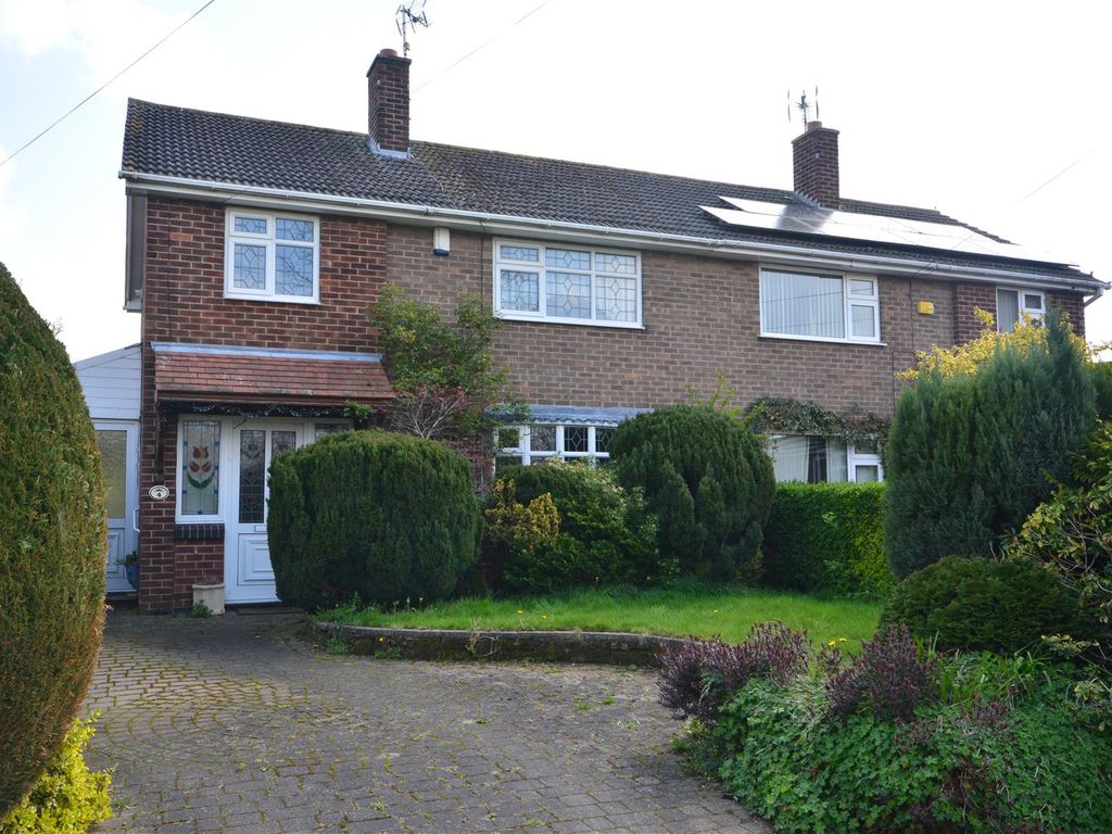 3 bed semidetached house for sale in Stanhope Crescent, Burton Joyce