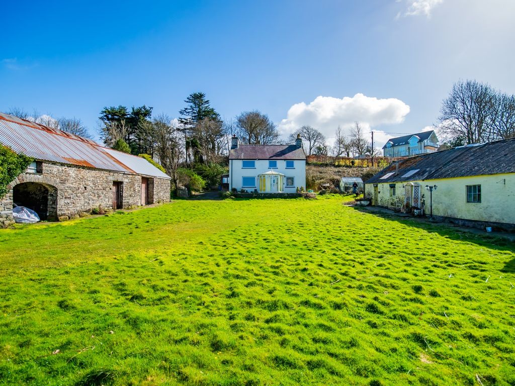 4 bed detached house for sale in New Quay SA45, £600,000 Zoopla