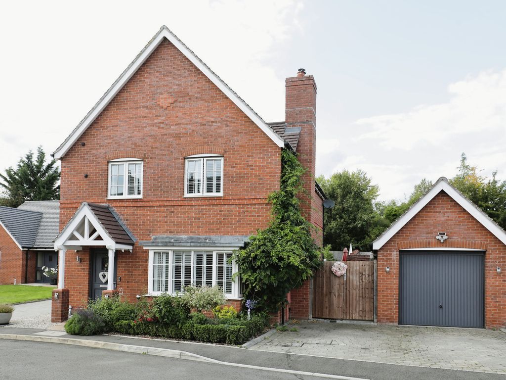 4 bed detached house for sale in Victor Close, Gaydon, Warwick