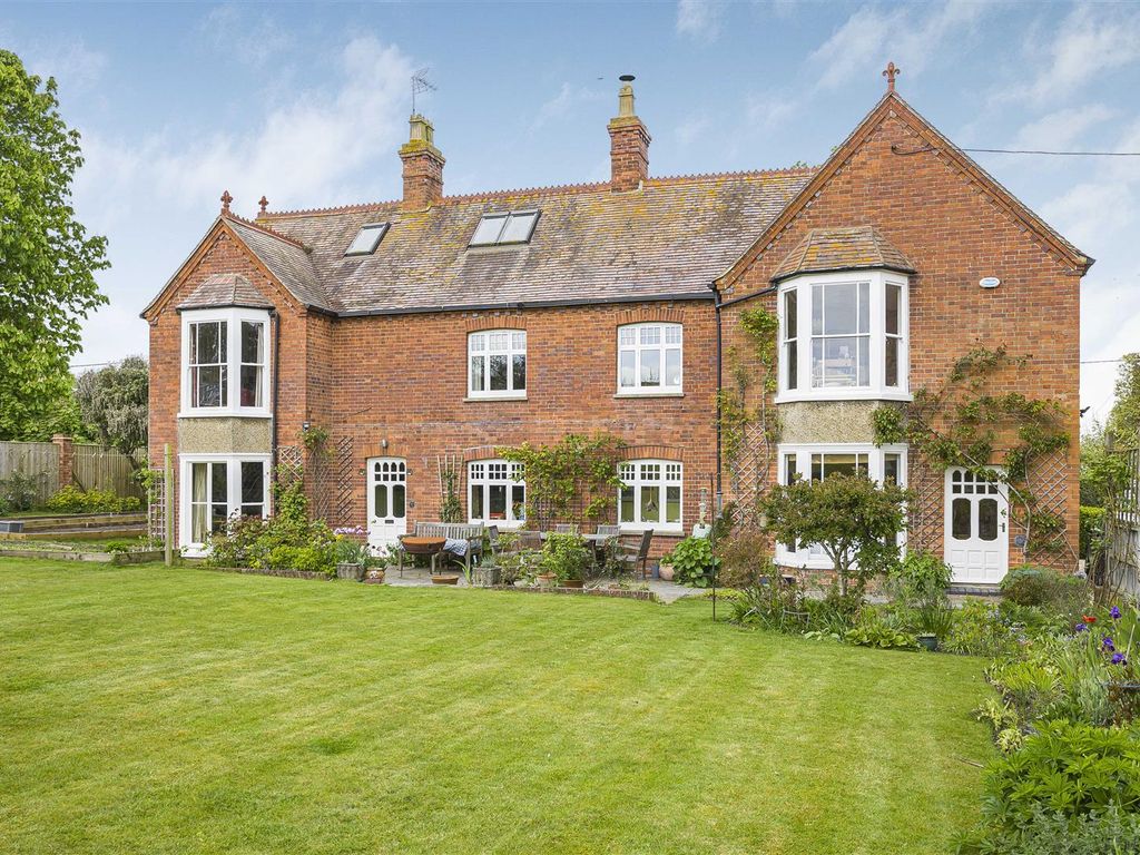 5 bed detached house for sale in Ingham Lane, Watlington OX49, £